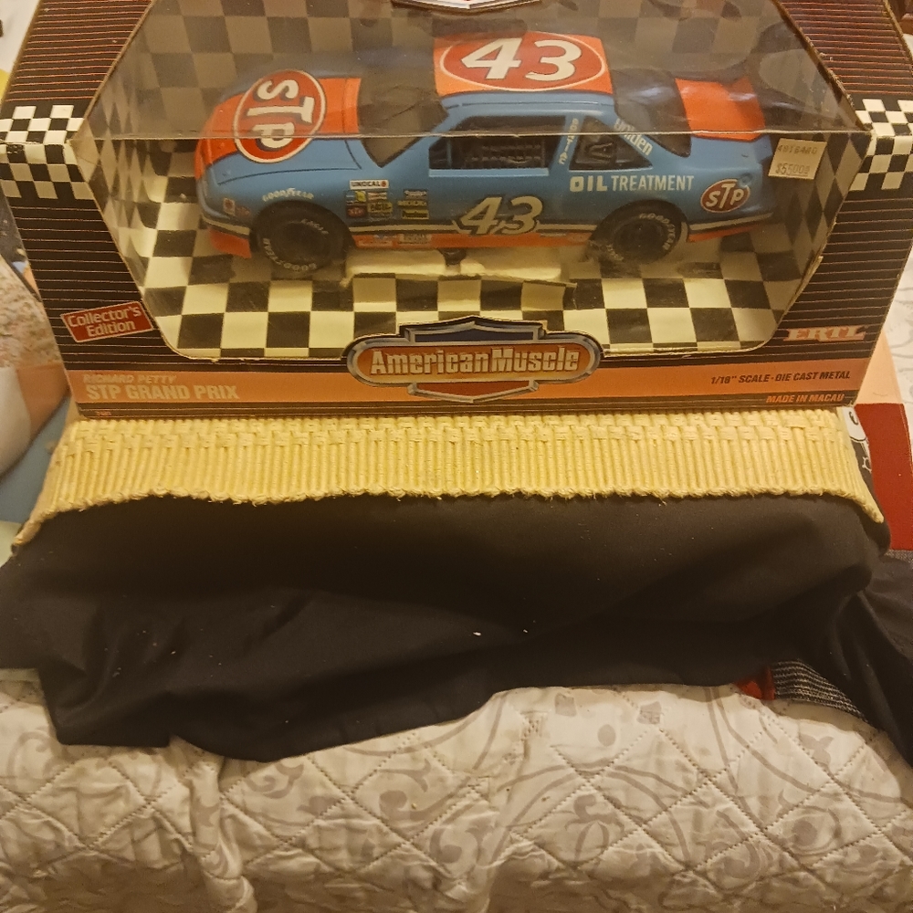 Vintage NIB NASCAR Richard Petty Car